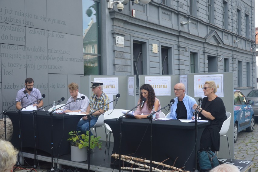 Narodowe Czytanie "Balladyny" Słowackiego w Miejskiej Bibliotece Publicznej w Opolu