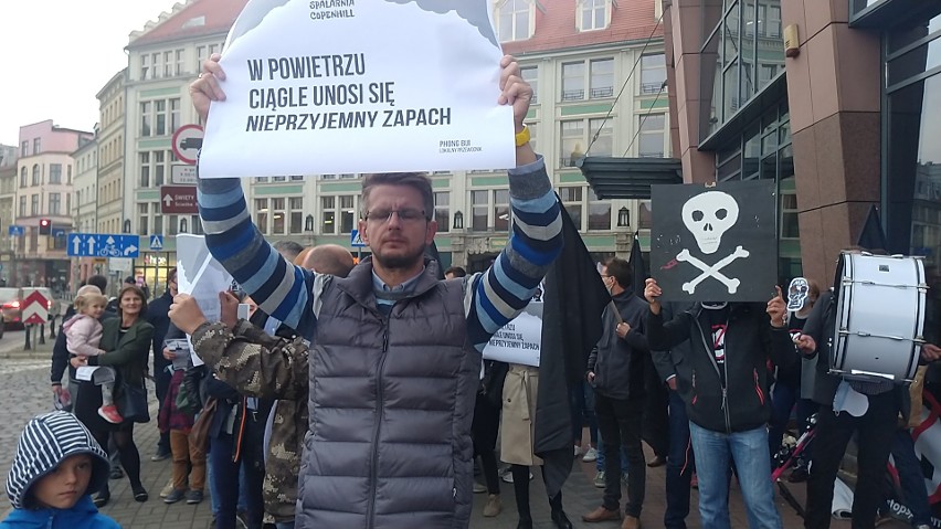 Protest pod kinem Nowe Horyzonty. Komitet "stop wrocławskiej...