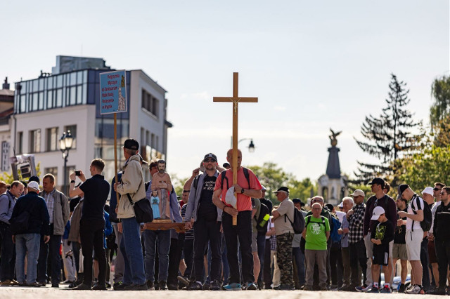 XXIX Piesza Pielgrzymka Mężczyzn do Sanktuarium Matki Bożej Pocieszenia w Krypnie (zdjęcia)