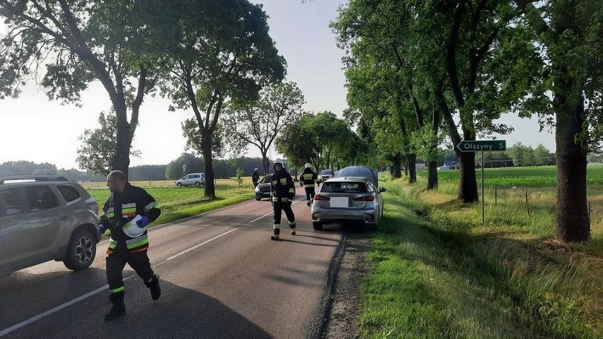Wypadek w Wachu, na drodze krajowej nr 53, 19.06.2022. Zderzenie trzech samochodów