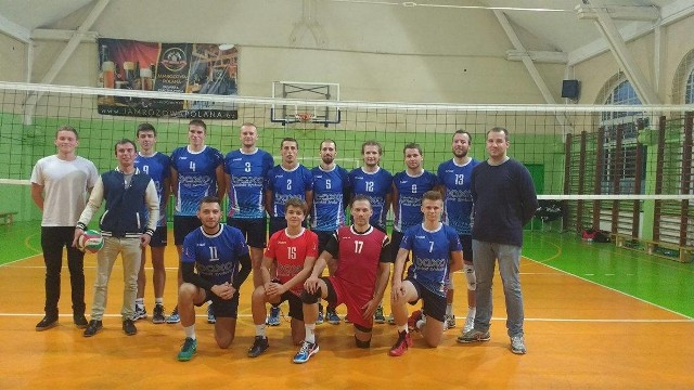 TV Volley Joyline Jelcz-Laskowice rozpoczął rozgrywki III ligi od zwycięstwa 3:1 na trudnym terenie w Kudowie