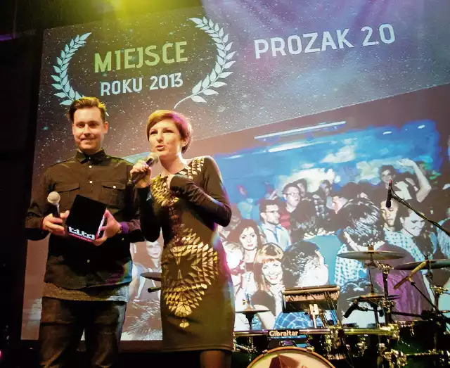 Emil i Magda odbierają nagrodę Nocne Marki dla „Miejsca Roku 2013”