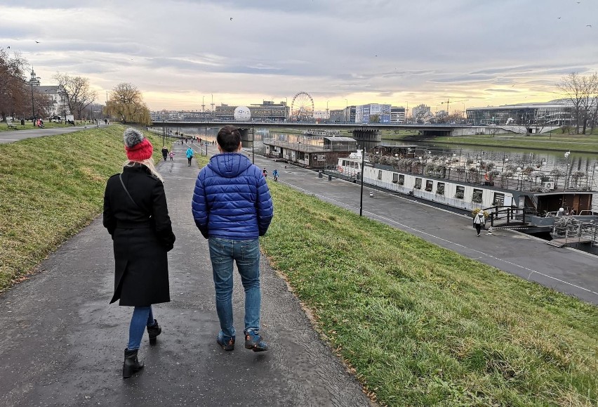 Kraków. Bulwary wiślane czekają wielkie zmiany. Rozpoczynają się konsultacje dla mieszkańców w sprawie przebudowy nabrzeża [WIZUALIZACJE]