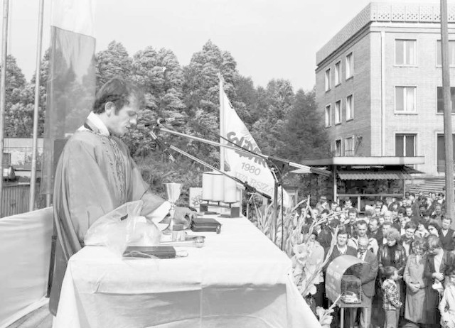 Msze za ojczyznę ks. Jerzego były nie tylko nabożeństwami, ale przede wszystkim specyficzną rozmową o Polsce i ludziach, sprawiedliwości, wolności i prawdzie. Pełne pytań, czasami bez odpowiedzi