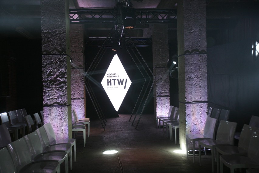 Showroom i pop-up store Bartosza Pilawskiego na KTW Fashion Week 2018. Zobacz, co można tu kupić