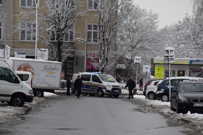 Ewakuacja urzędu miasta w Częstochowie. Alarm bombowy
