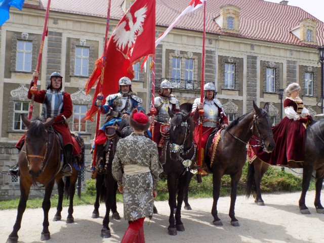 Fundacja zamierza organizować cykliczne zjazdy.