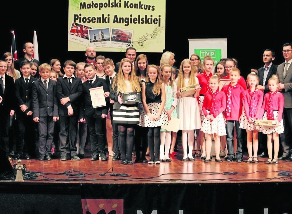 Uczniowie śpiewali po angielsku | Dziennik Polski
