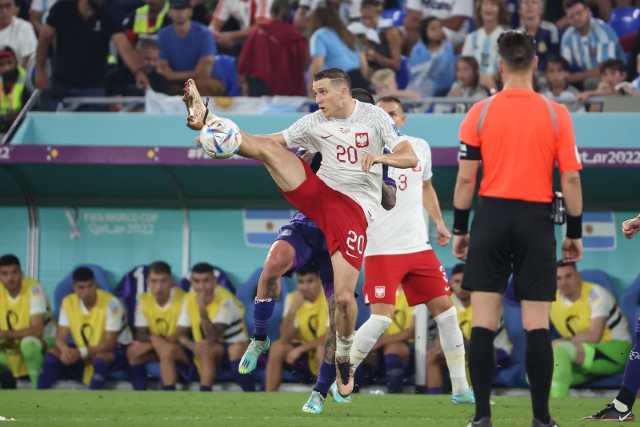 Mecz Polska - Francja w 1/8 finału mundialu jest największym wydarzeniem w naszym futbolu od lat. Sprawdź, kiedy i gdzie można go obejrzeć