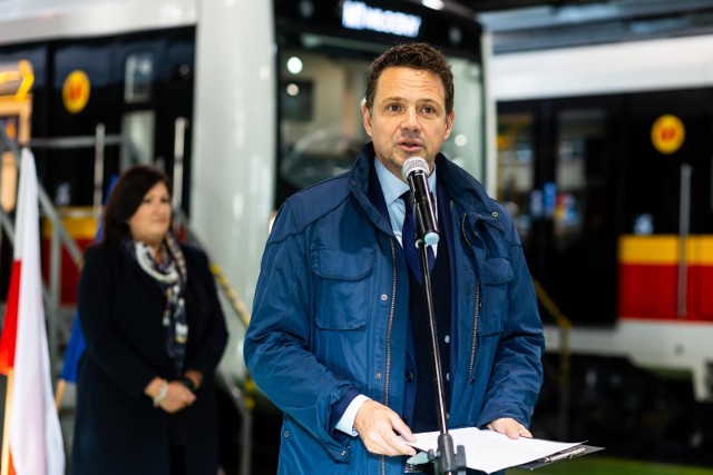 Zdaniem Głównego Inspektora Transportu Drogowego największy problem stanowi budowa tramwaju do Wilanowa. Ocenił, że „inwestycja jest źle zaplanowana i utrudnia życie mieszkańcom”.