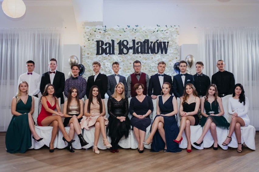 Bal 18-latków w Zespole Szkół Zawodowych w Oleśnie