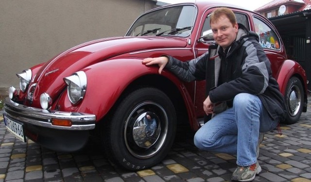 Marcin Woźniak z Radomia zarobił w Niemczech pieniądze na remont swojego wiekowego VW garbusa.
