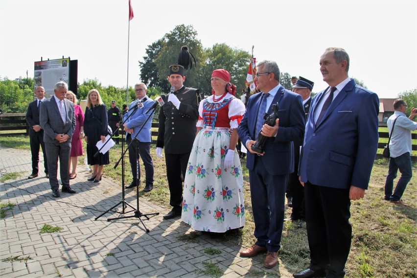 Ułani i flisacy w Baranowie Sandomierskim. Tak obchodzono 82. rocznicę przeprawy Armii "Kraków" przez Wisłę [ZDJĘCIA]
