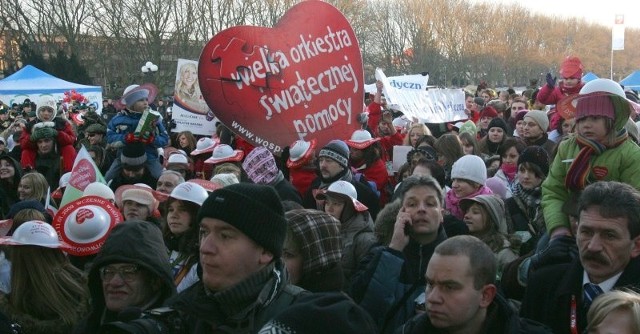 - To ludzie robią Finał - mówił do szczecinian zgromadzonych na Jasnych Błoniach Jerzy Owsiak.- Bądźcie z nami.