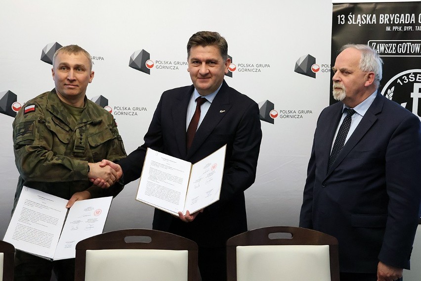 Porozumienie PGG i 13 Śląskiej Brygady Obrony Terytorialnej. Będą szkolenia dla górników-żołnierzy, dodatkowe ćwiczenia i kursy
