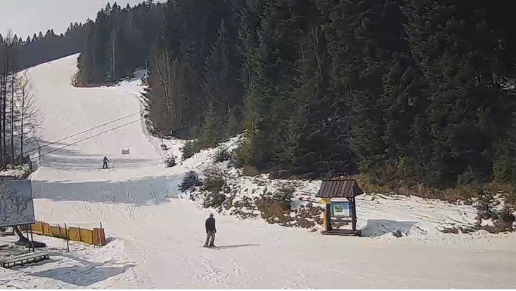 Warunki na stoku na stacji Ostoja Koninki są dobre....