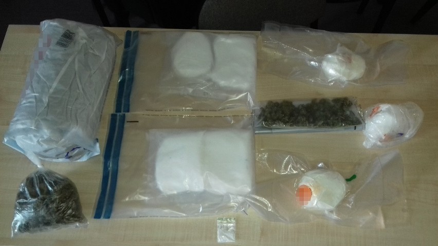 Cztery kilogramy narkotyków skonfiskowano w Chełmnie. Policja zatrzymała 24-latka. Został tymczasowo aresztowany