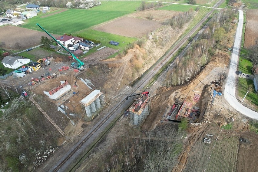 Budowa wiaduktu w Uniejowie Rędzinach