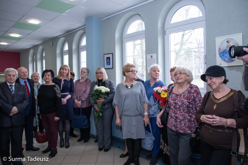 Kobiece klimaty na obrazach Krystyny Krawczyk. Nowa wystawa w stargardzkim starostwie