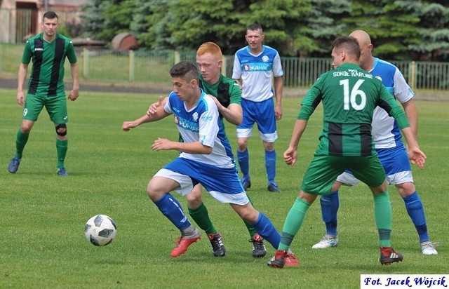 W spotkaniu 33. kolejki zachodniopomorskiej IV ligi, Sokół Karlino ograł na swoim boisku Pogoń Połczyn-Zdrój 3:2.Zobacz także Magazyn Sportowy GK24 (3.06)