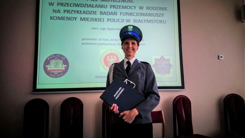 Sierż. Agata Kalinowska, dzielnicowa III Komisariatu Policji...