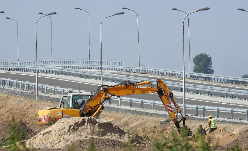 Wniosek o zezwolenie na rozpoczęcie budowy odcinka S74 od Mniowa do Kielc został złożony. Kiedy ruszą prace?