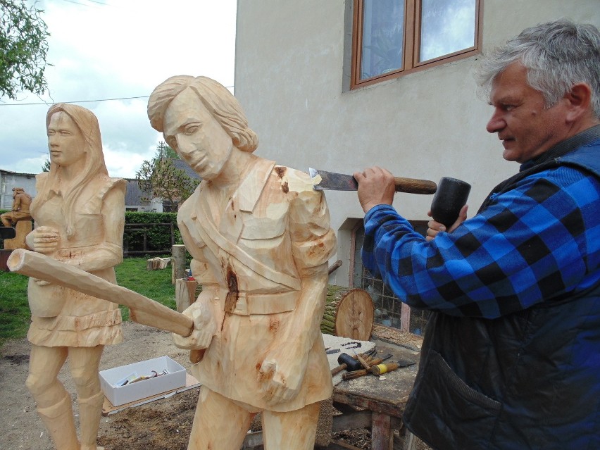 Marek Romanowski potrzebował dwóch tygodni na wyrzeźbienie...