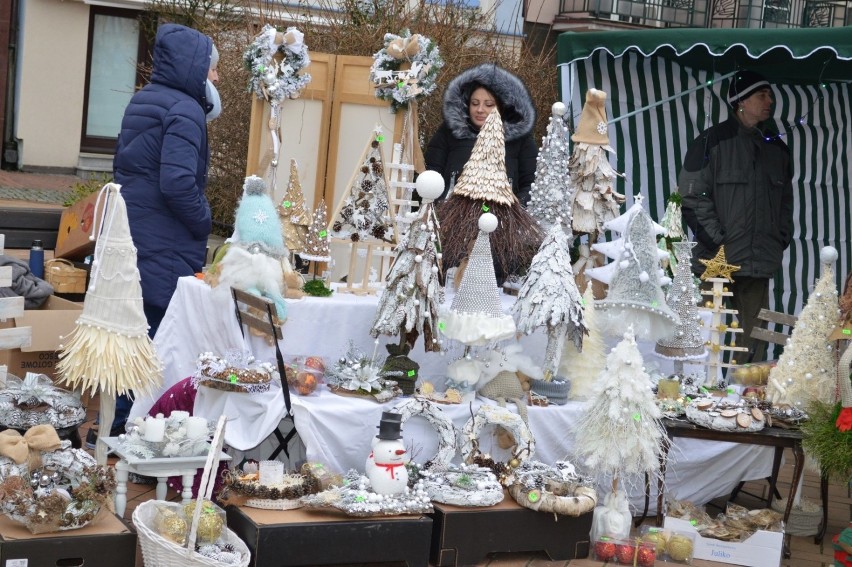 Jarmark Bożonarodzeniowy na Starym Rynku w Chojnicach