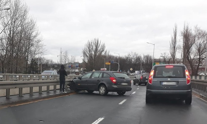 Do zdarzenia doszło w poniedziałek, 24 grudnia, na wiadukcie...