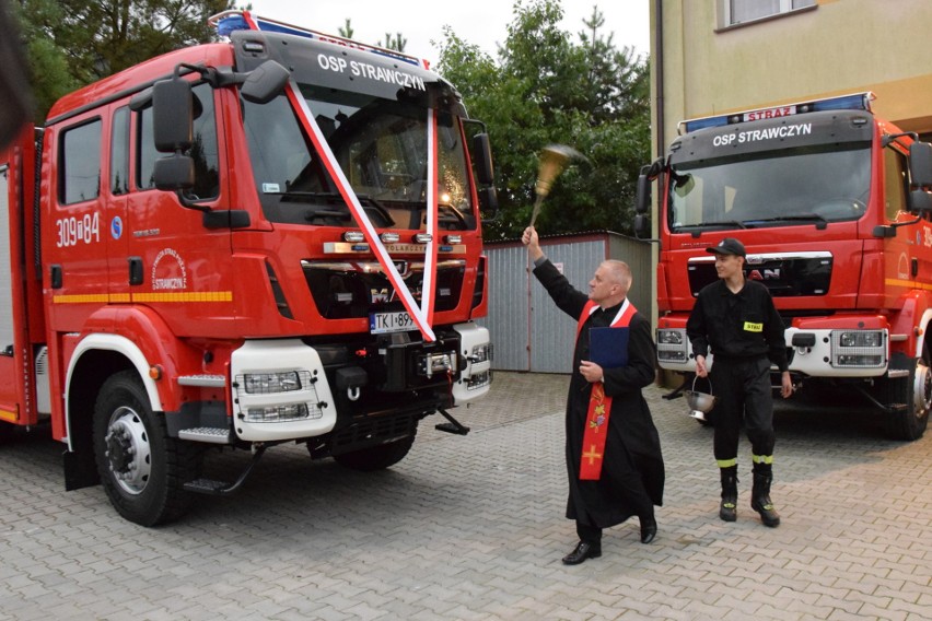 W sobotę, 25 września auto zostało poświęcone przez księdza...