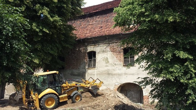 Ruszyły prace przy dawnym kościele ewangelickim