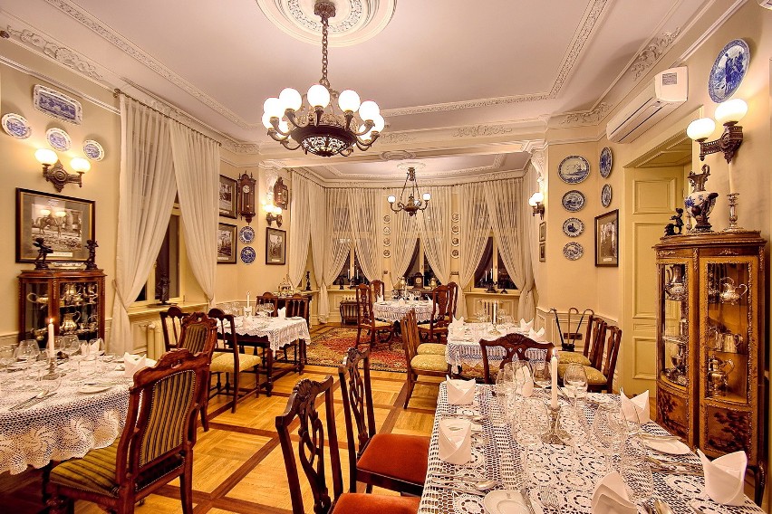 Pałac Tłokinia Restauracja Hotel