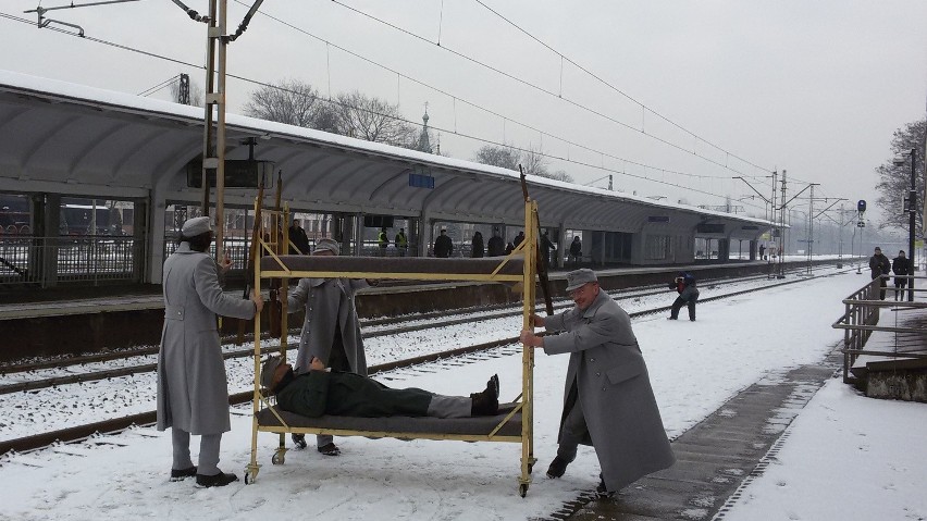 Dzielny wojak Szwejk na dworcu w Sosnowcu