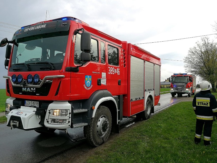 Lubelskie: Atak wichury. Pozrywane dachy, zalane budynki, połamane drzewa. Zobacz zdjęcia