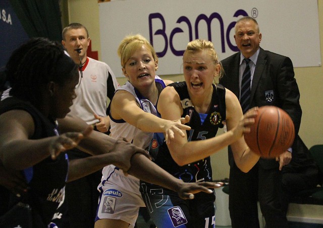 W pierwszym meczu w Gorzowie KSSSE AZS PWSZ pokonał Widzew Łódź 85:70. Powtórka w rewanżu jest mile widziana.