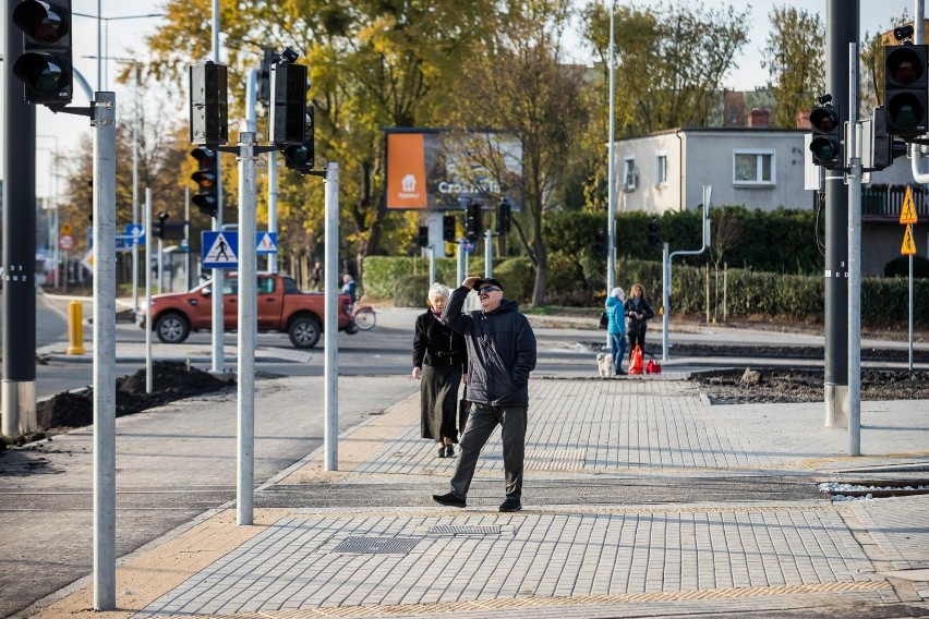 Tramwaje regularne kursowanie na ul. Szarych Szeregów...