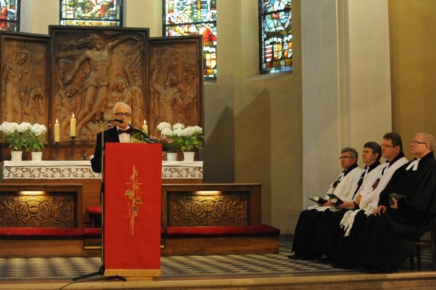 Ksiądz Marian Niemiec został wybrany nowym biskupem Diecezji...