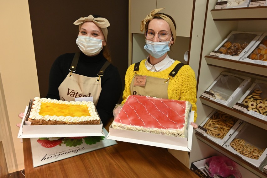 Wielka ekspansja ukraińskiej sieci cukierni w Kielcach! Od razu otwarto aż cztery Vatsak Confectionery House! [ZDJĘCIA, WIDEO]