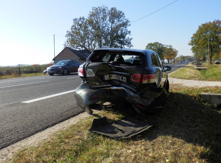 Tragiczny finał wypadku na drodze krajowej numer 73 pod Buskiem: kobieta w stanie krytycznym