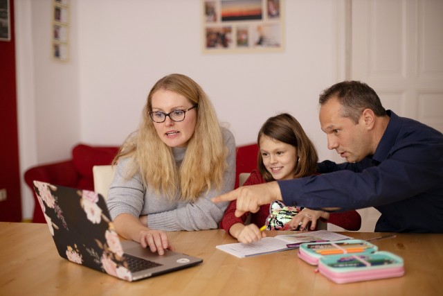 Rejonizacja edukacji domowej w Polsce znowu wraca do dyskusji