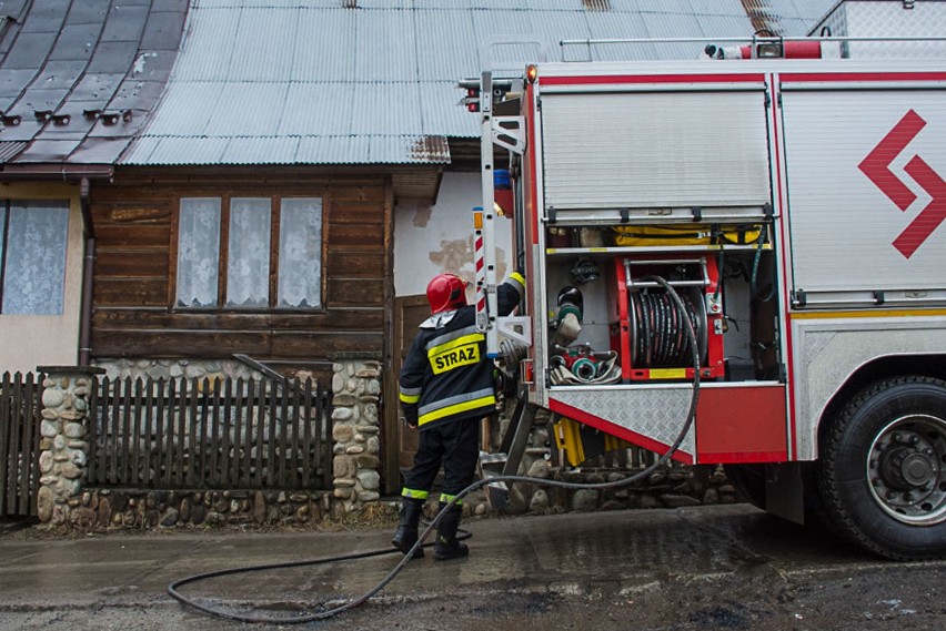 Zakopane: Pożar domu na Krzeptówkach [ZDJĘCIA]