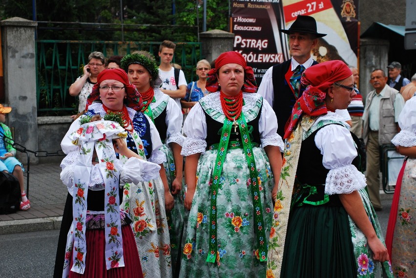 Pielgrzymka kobiet i dziewcząt do Matki Boskiej Piekarskiej