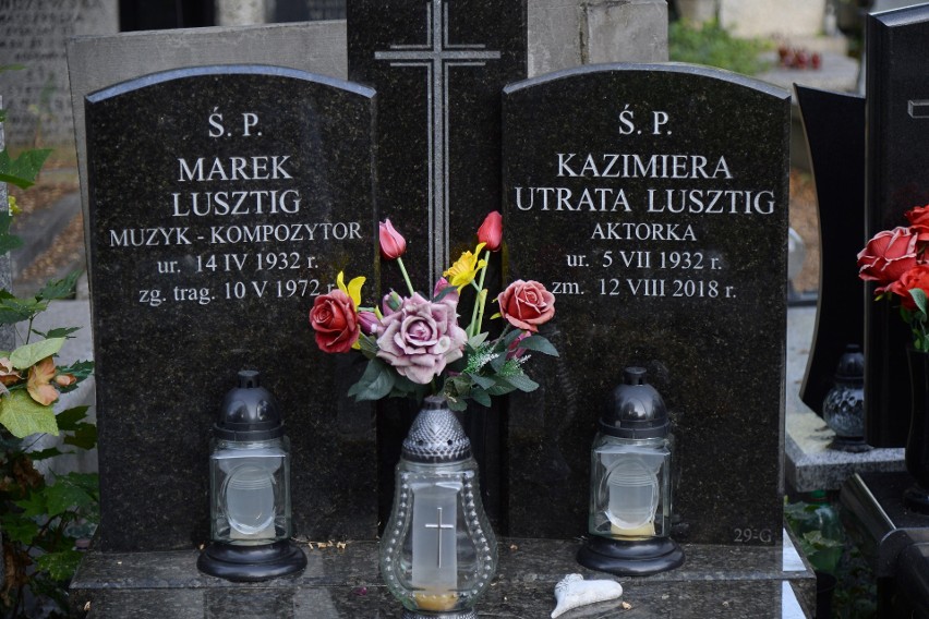 Kazimiera Utrata była kochana przez Polaków. Zobaczcie, jak wygląda jej grób
