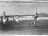 Wisła Kraków - Legia Warszawa. Tak się kiedyś grało w piłkę! [ZDJĘCIA ARCHIWALNE]