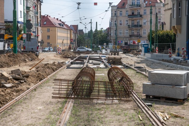 Ulica Wierzbięcice od roku jest nieprzejezdna, co bardzo mocno utrudnia życie mieszkańcom