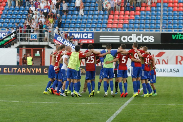 Nowy stadion Piasta ostatnio nie wypełnia się nawet w połowie. Jednak w piątek derby z Górnikiem -  dobra frekwencja murowana!