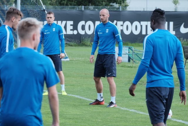 Trening piłkarzy Lecha Poznań przed meczem z Arką Gdynia