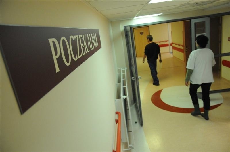Kedzierzyn-KoLle: Ewakuacja szpitala przy ul. Rossevelta.
