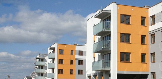 Mieszkania na Zielonym Osiedlu mieszczą się w kameralnych budynkach o uniwersalnej architekturze.