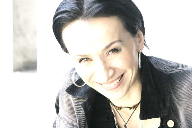 Renata Przemyk, jedna z najbardziej rozpoznawalnych polskich wokalistek 